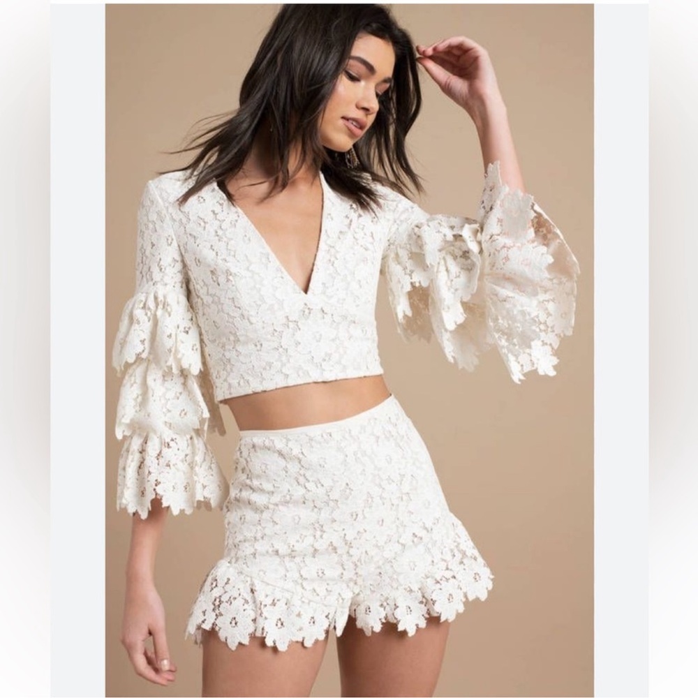 SAYLOR MISTY LACE SHORT SET